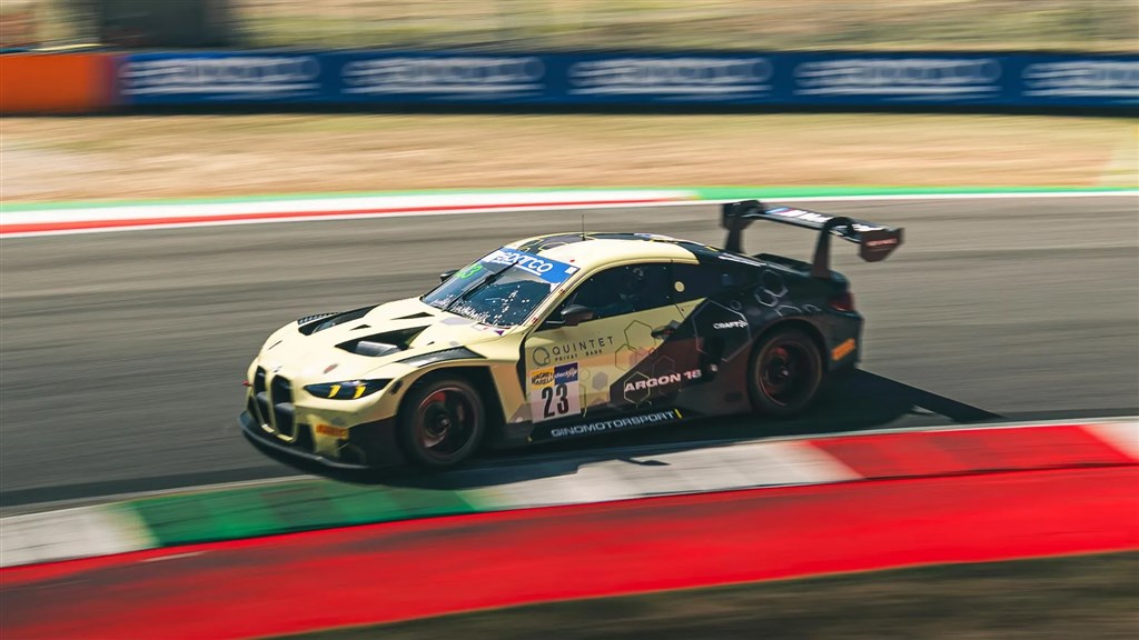 Villadsen og Magnussen klar til GT3-opgør på Imola Circuit.
(Foto: Team Spirit Racing)